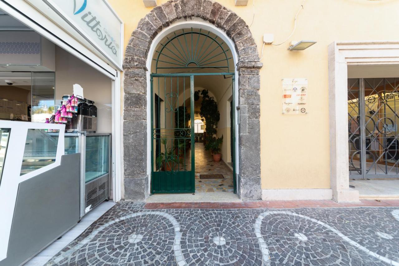 B&B La Piazzetta Ischia Exterior photo